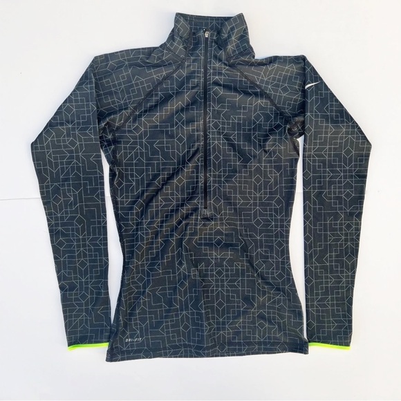 Nike Pro Dri-Fit Half Zip Hyperwarm Geometric Pullover Size Small - Picture 2 of 11